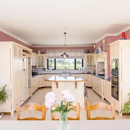 Dom wakacyjny Doleen House Ballyconneely