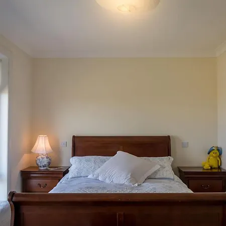 Doleen House