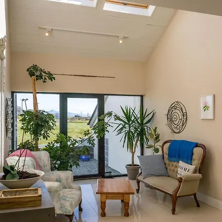 Dom wakacyjny Doleen House Ballyconneely