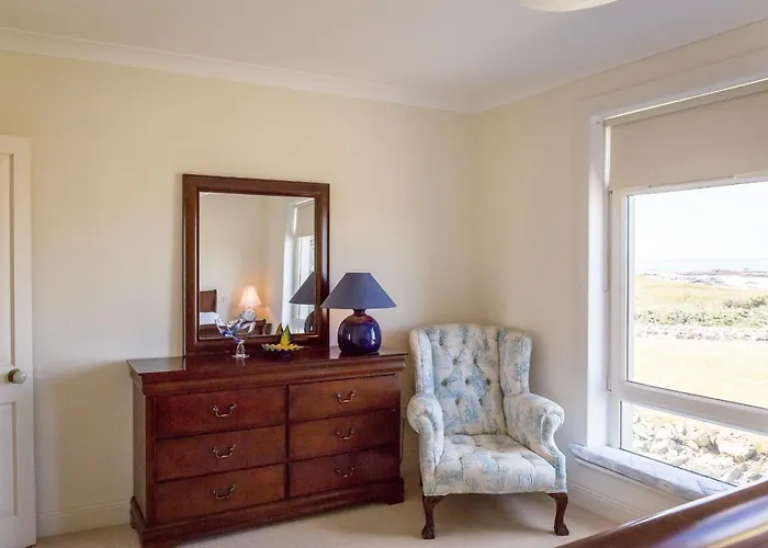 Doleen House * Ballyconneely