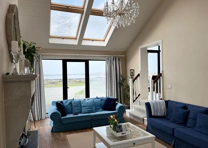 Doleen House * Ballyconneely